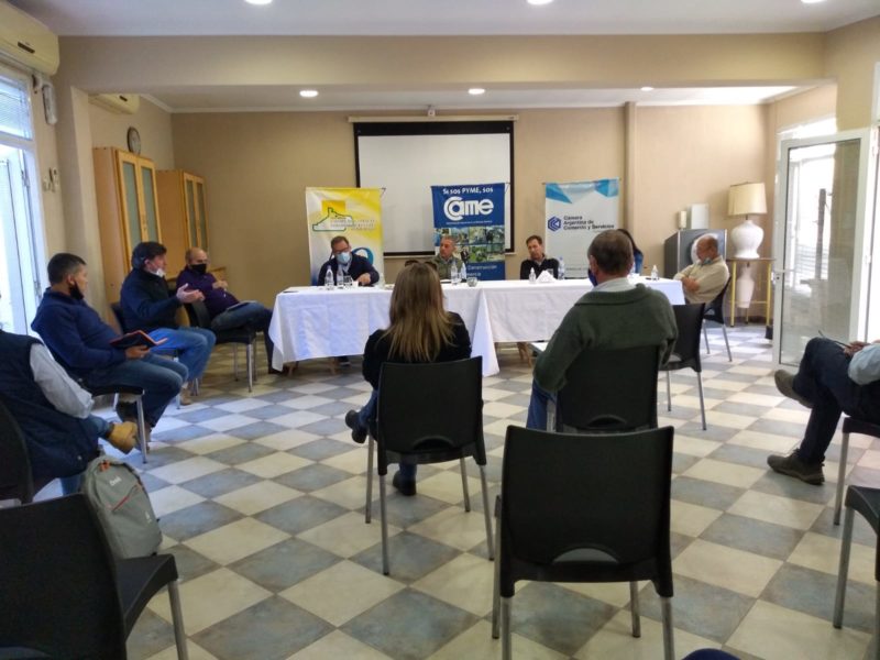 Orazi y Banacloy se reunieron con empresarios frutícolas