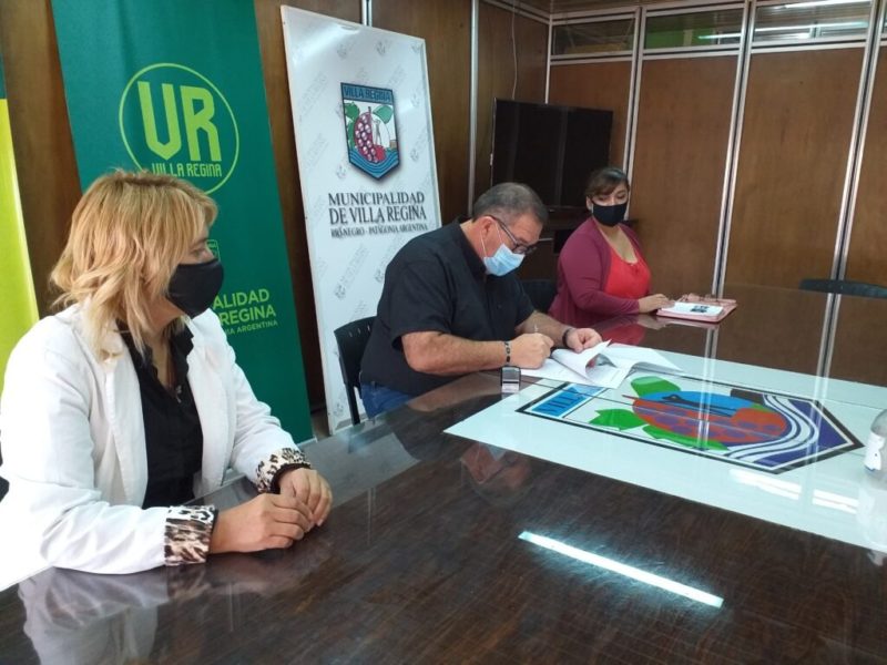 Orazi firmó convenio con el Instituto Crecer