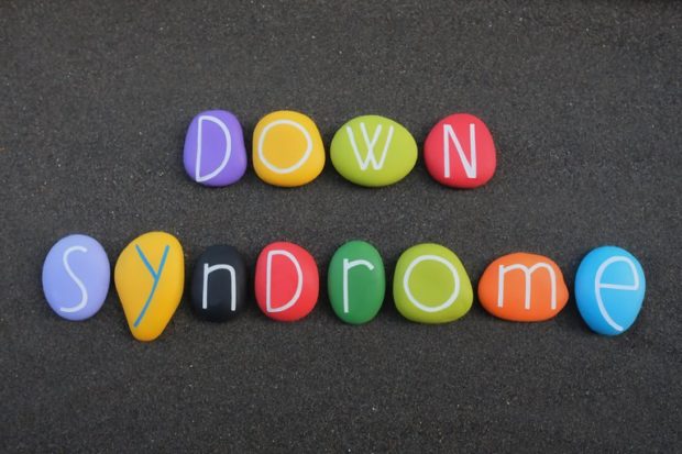 PRIORIDAD DE VACUNACIÓN PARA PERSONAS CON SÍNDROME DE DOWN PRIORIDAD DE VACUNACIÓN PARA PERSONAS CON SÍNDROME DE DOWN