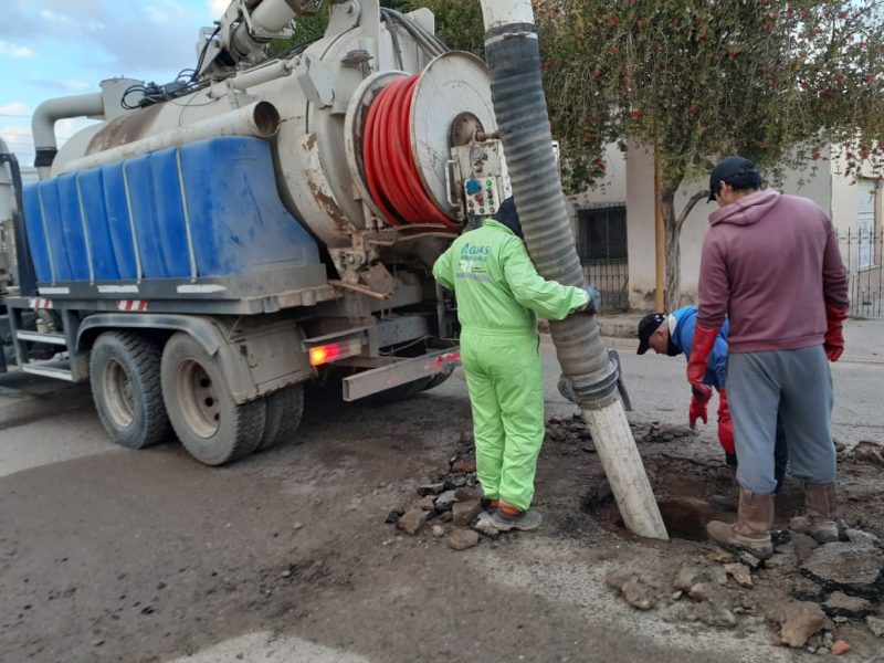 Se realizó limpieza y barrido de cámaras cloacales