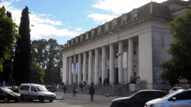 Tutorías para alumnos de la UNS Tutorías para alumnos de la UNS