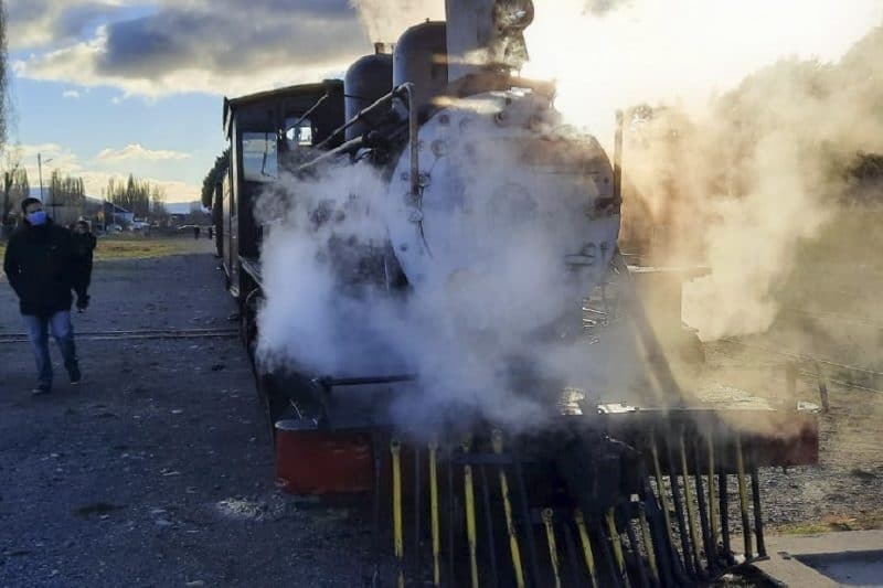 La Trochita: Rio Negro yChubut trabajan para potenciar este atractivo turístico
