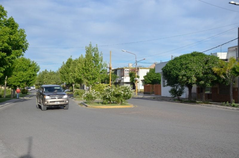 Calle Libertad: se procederá a romper el cordón cuneta de la margen sur