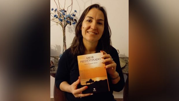 Yanina Vertúa presenta ‘Amor predestinado’ Yanina Vertúa presenta ‘Amor predestinado’