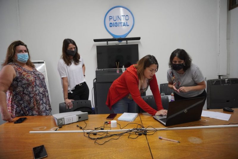 Referentes nacionales destacaron el trabajo de ‘Punto Digital’ de Regina